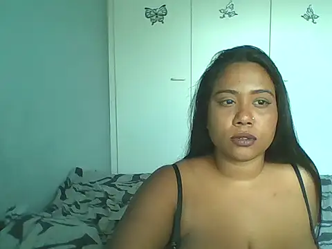 Czat XXX na żywo – IndianSapphireXXX