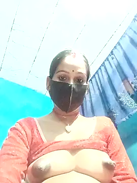 Nandani-758 Adlı Modelin Web Kamerası Şovu