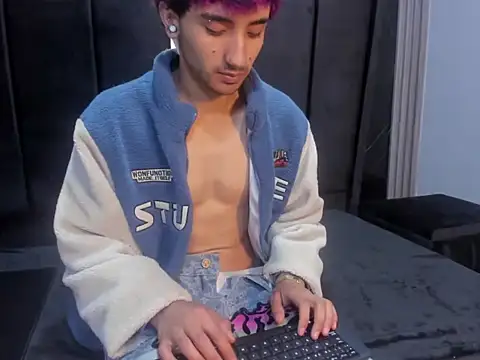 KrisX_hl Live XXX Chat