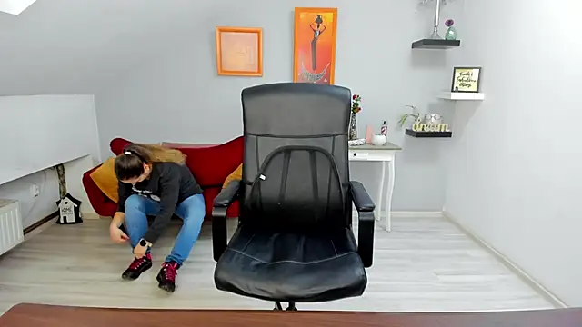 Онлайн чат XXX LollaGirl