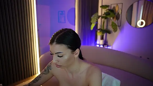 KaylaLuxx_ Chat XXX live