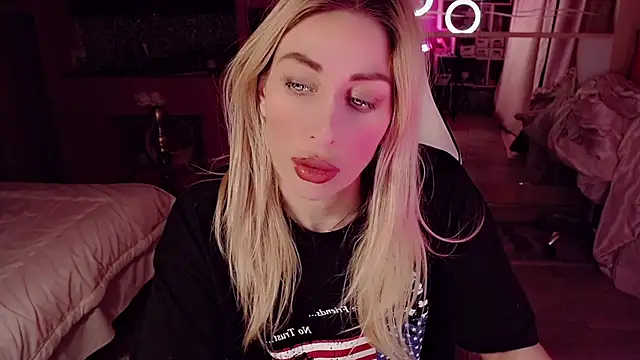 AnnieGOld_ Live XXX-Chat