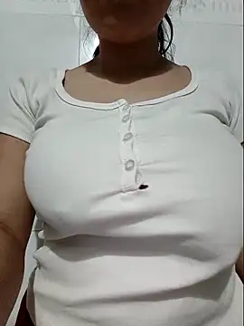 Shine_Mai élő XXX-chatje