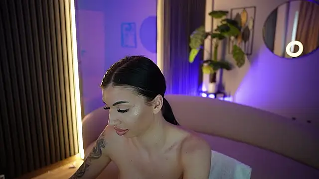 KaylaLuxx_ Live XXX Chat