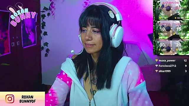 Roxanbunny1: онлайн-секс-чат