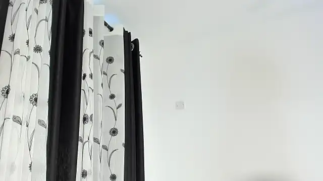 CREAMY_BUBBLEGUM: απευθείας συνομιλία ΧΧΧ