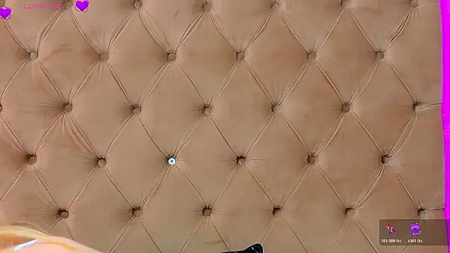 Czat XXX na żywo – CoraVex