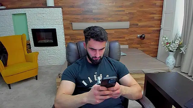 MicahLane: онлайн-секс-чат