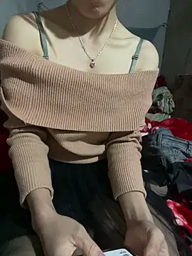 Chat +18 de nhinhi-sexy ao vivo