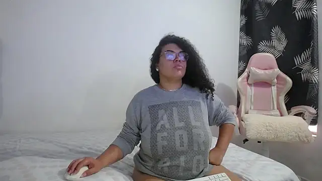 mabigomez00 Webcam show