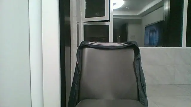 nole_china7 Live XXX Chat