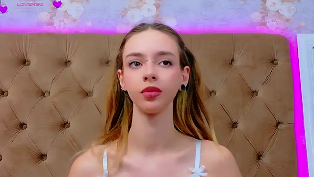 Živý XXX chat CoraVex