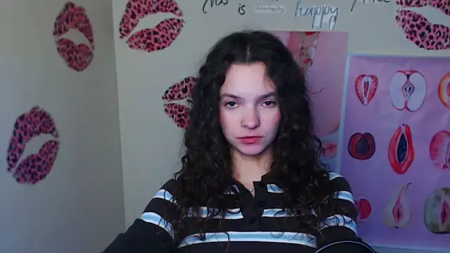 _SusieSu_ – Naživo XXX chat