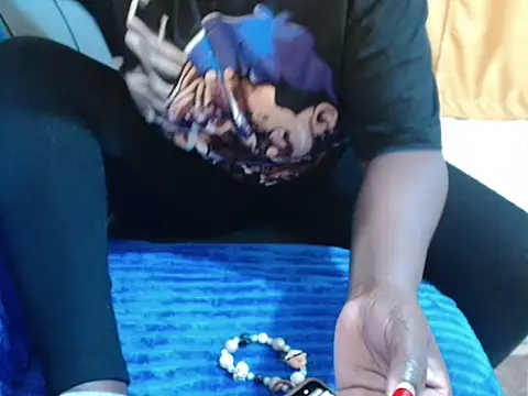 leslysexygirl's Webcam Show