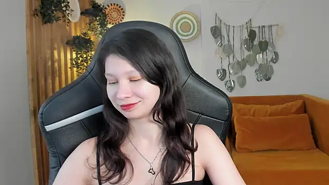 Chatroom XXX en direct de SaraDenars