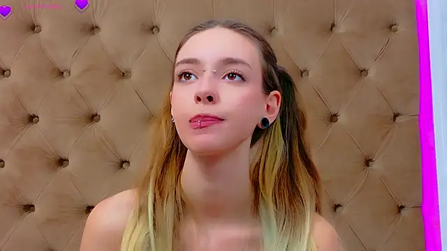 دردشة CoraVex الجنسية المباشرة