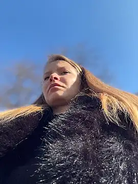 Chatroom XXX en direct de AnastasiaAniess