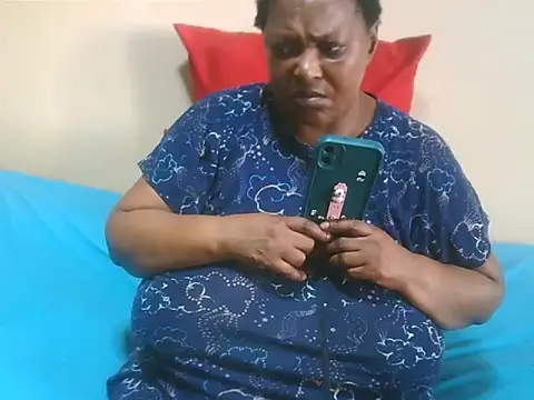 Chatroom XXX en direct de SEXYCURVYTALLY