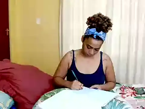 MiZzCreator – Naživo XXX chat