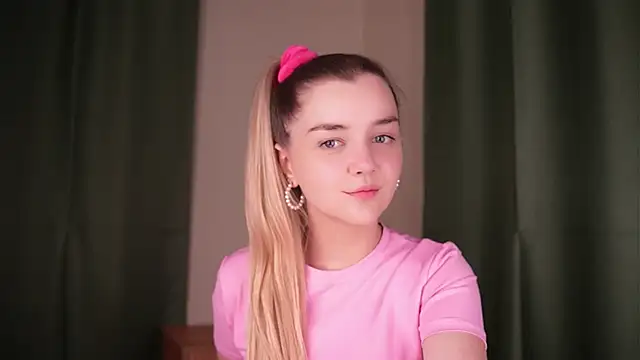 CecilyTouma's Live XXX Chat