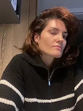 Ms-Lust1- Chat XXX in diretta