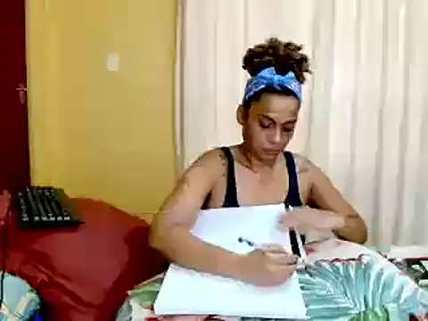 MiZzCreator's Live XXX Chat