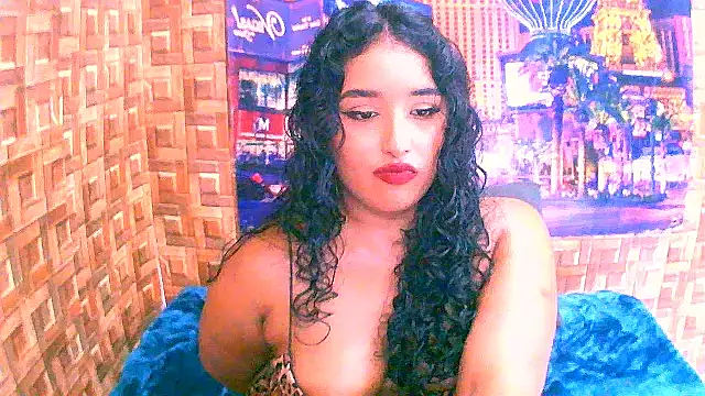IndianAngel4u Adlı Modelin Canlı XXX Sohbeti