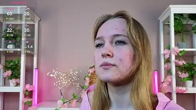 Chatroom XXX en direct de VanessaLightDiamond