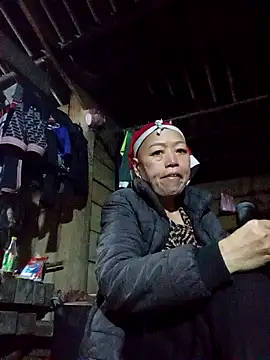 Agnes-baby Adlı Modelin Canlı XXX Sohbeti