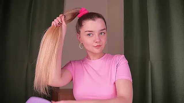 CecilyTouma Live XXX-Chat