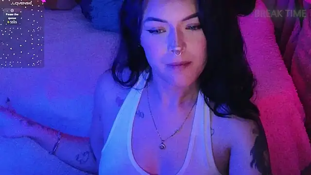 Živý XXX chat Alahia7demon