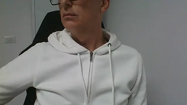 Sensor2000 Chat XXX live