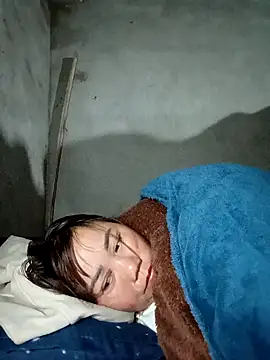 alycen élő XXX-chatje