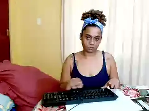 Živý XXX chat MiZzCreator