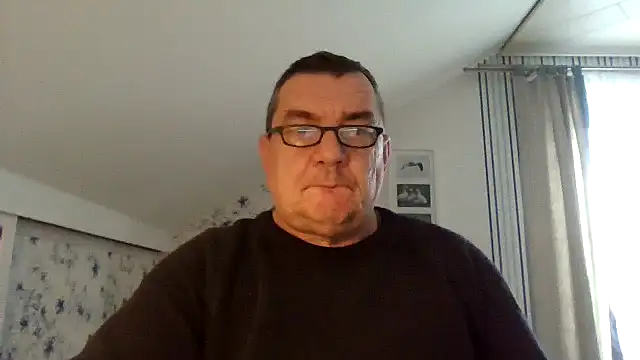 Chat XXX en directo de Nobbie444