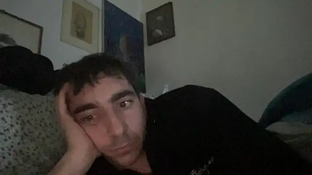 christ963 Show in webcam