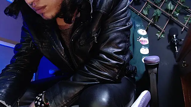 Živý XXX chat Dicaprioo_