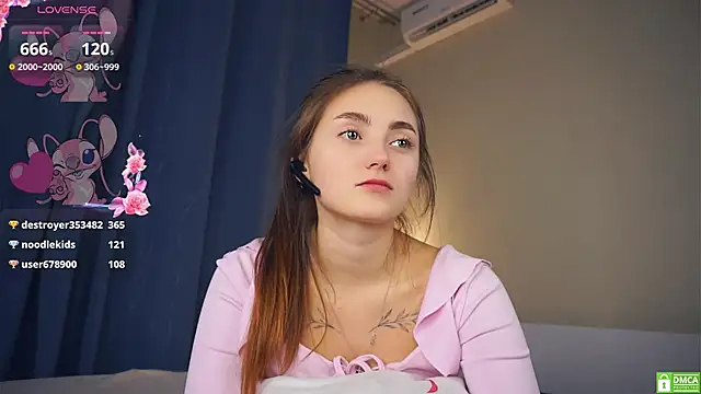 دردشة LoraDavi الجنسية المباشرة