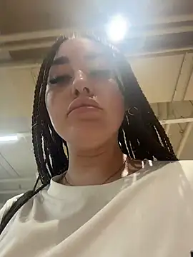 KiraSunshine's Live XXX Chat