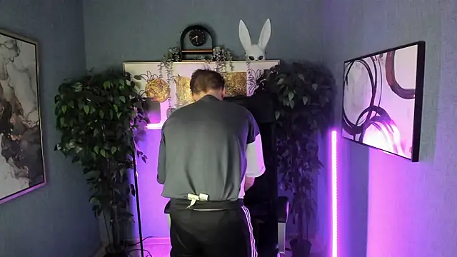 AlexxSweet: вебкам-шоу