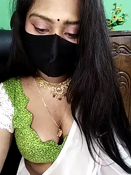 Idhika-Paul Live XXX-chat