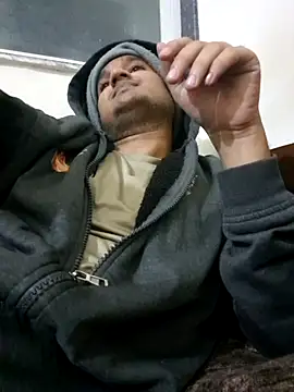 young-hairy-jon Chat XXX in diretta