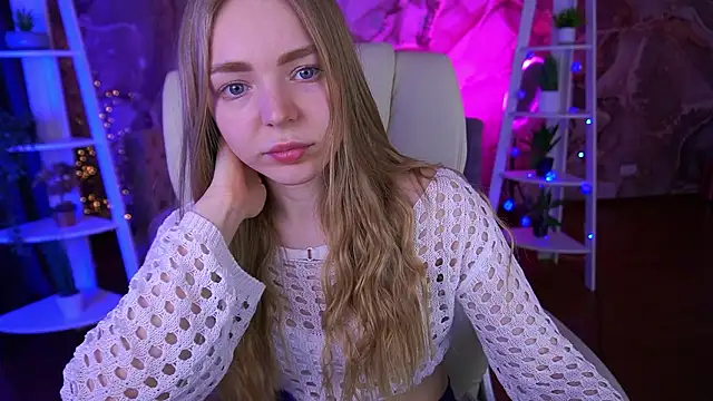 EmilySunshineS Adlı Modelin Canlı XXX Sohbeti