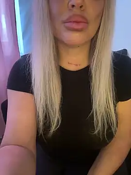 Pandora_west Chat XXX in diretta