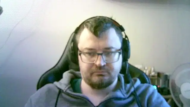 Chat +18 de SirAbuser ao vivo