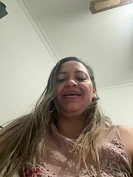 violetpolo Adlı Modelin Canlı XXX Sohbeti