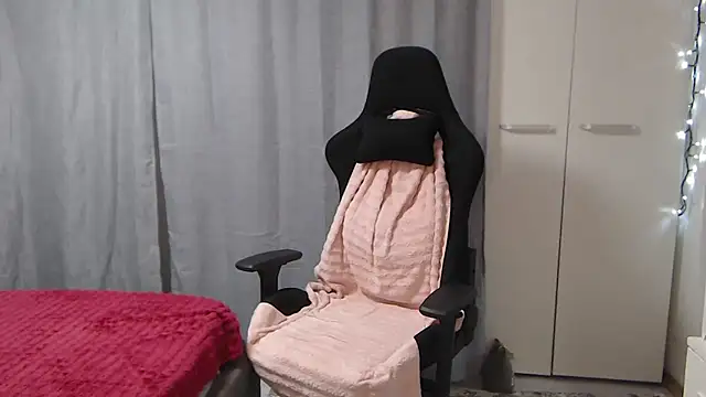 Czat XXX na żywo – miss_Lia13