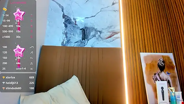 OSNAKELLER's Live XXX Chat