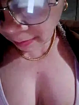 Živý XXX chat small-house123