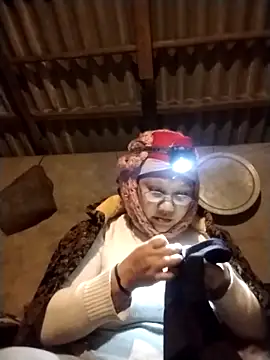 Linhcutex Adlı Modelin Canlı XXX Sohbeti